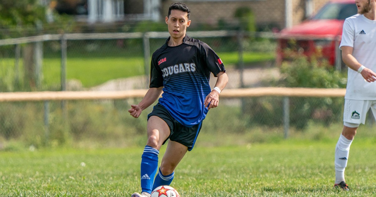 Soccer struggles against No. 3 Algonquin Wolves