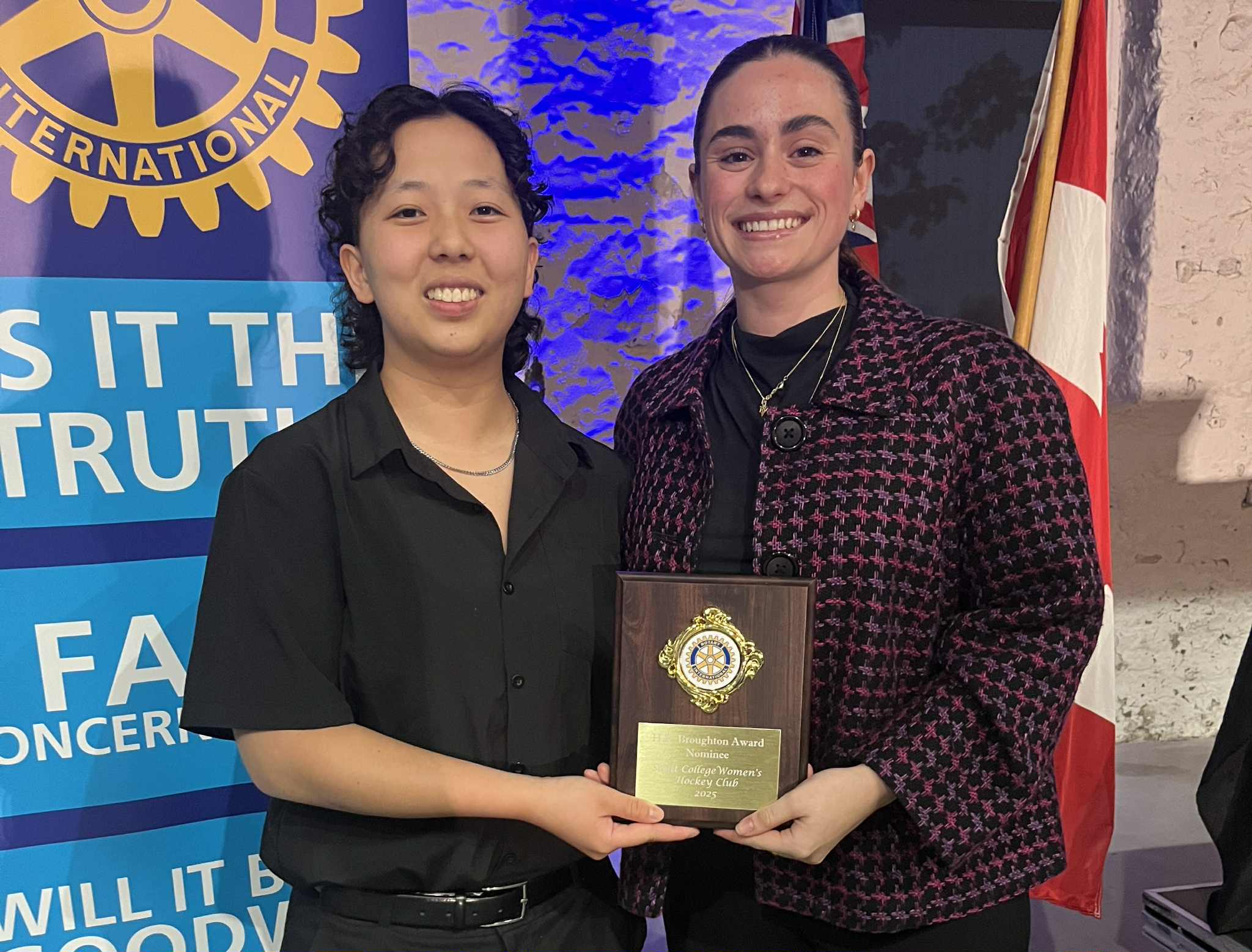Cougars Women&rsquo;s Hockey Nominated for Sports Person of the Year at Rotary Awards
